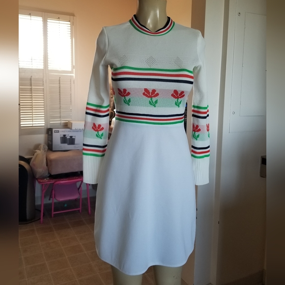 Vintage  Vicky Vaughn polyester  knitt white green red short 60s mini  dress - Picture 15 of 16